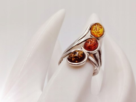 Piękny stary srebrny damski pierścionek BURSZTYN r.15 biżuteria VINTAGE