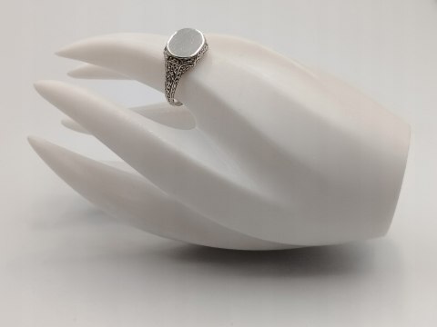 Piękny stary srebrny pierścionek/sygnet zdobienie r.21 biżuteria VINTAGE