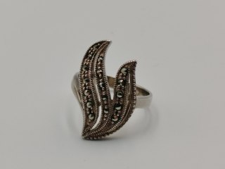 Piękny srebrny damski pierścionek ażurowy MARKAZYTY r.16 srebro biżuteria