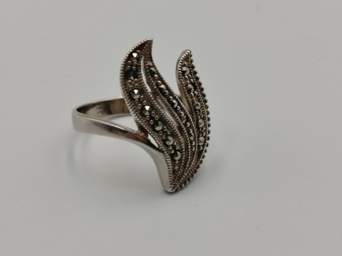 Piękny srebrny damski pierścionek ażurowy MARKAZYTY r.16 srebro biżuteria