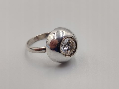 Piękny stary damski srebrny pierścionek KOPUŁKA CYRKONIA r.19 VINTAGE