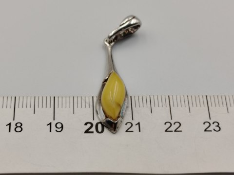 Piękny stary srebrny damski wisiorek/zawieszka BURSZTYN biżuteria VINTAGE