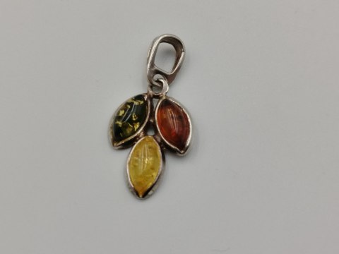 Piękny stary srebrny damski wisiorek/zawieszka bursztyn biżuteria VINTAGE