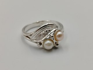 Stary srebrny damski pierścionek PERŁY r.18 srebro 925 VINTAGE biżuteria