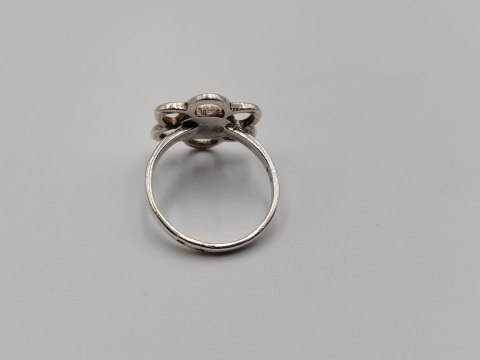 Stary srebrny damski pierścionek ażurowy MASA PERŁOWA KWIAT r. 13 biżuteria