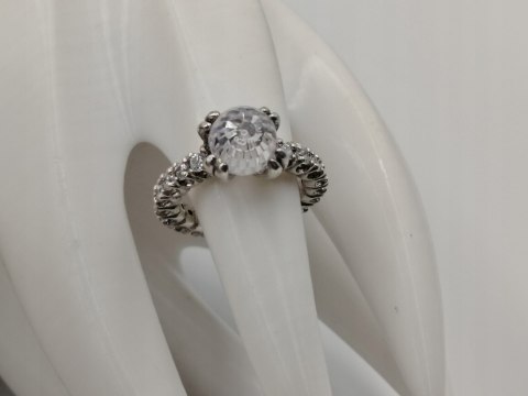 Bajeczny srebrny damski pierścionek CYRKONIE r. 14 srebro 925 biżuteria