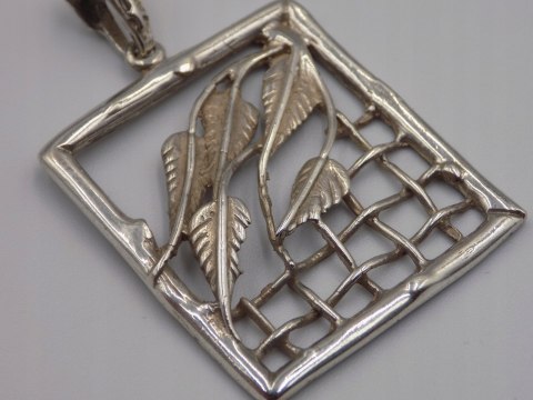 Stary srebrny damski wisiorek/zawieszka ażurowa LISTKI biżuteria VINTAGE