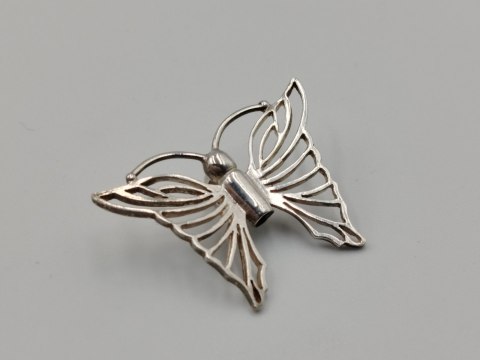 Stary srebrny damski wisiorek/zawieszka ażurowa MOTYL biżuteria VINTAGE