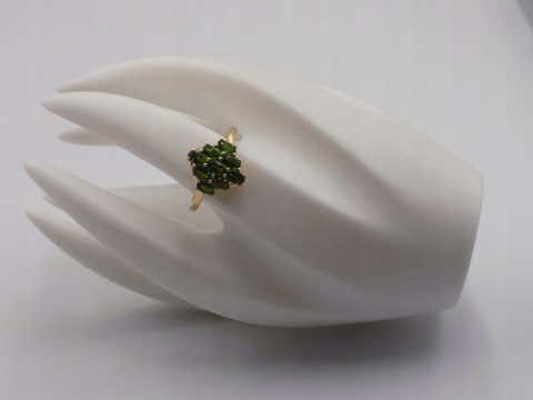 Piękny damski srebrny, pozłacany pierścionek - zielone cyrkonie - roz. 23