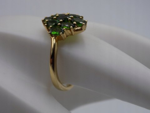 Piękny damski srebrny, pozłacany pierścionek - zielone cyrkonie - roz. 23