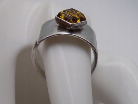 Piękny stary srebrny damski pierścionek BURSZTYN roz.12 biżuteria VINTAGE