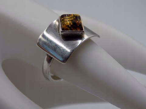 Piękny stary srebrny damski pierścionek BURSZTYN roz.12 biżuteria VINTAGE