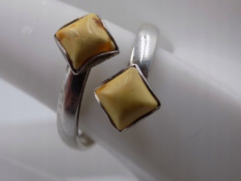 Piękny stary srebrny damski pierścionek BURSZTYN roz.18 biżuteria VINTAGE