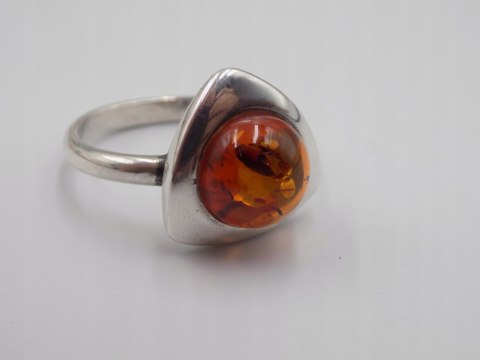 Piękny stary srebrny damski pierścionek BURSZTYN roz.19 biżuteria VINTAGE