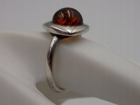 Piękny stary srebrny damski pierścionek BURSZTYN roz.19 biżuteria VINTAGE
