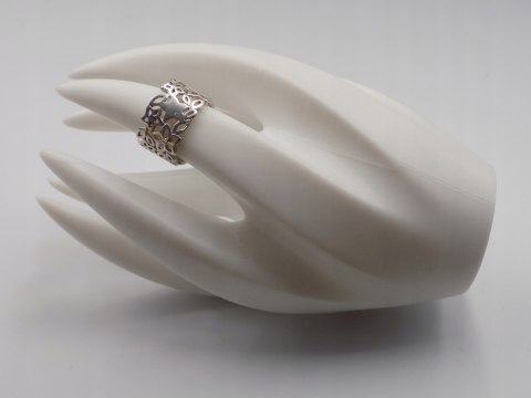 Srebrny ażurowy pierścionek/obrączka KWIATY - r. 11/12 srebro 925 VINTAGE