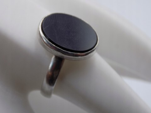 Stary damski srebrny pierścionek ONYKS czarny r.22 srebro VINTAGE biżuteria