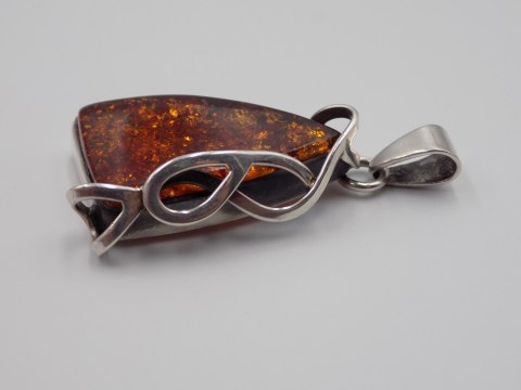 Stary srebrny damski wisiorek/zawieszka BURSZTYN srebro VINTAGE biżuteria