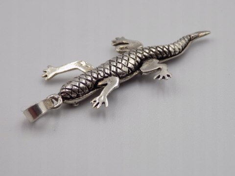 Stary, srebrny, wisiorek/zawieszka JASZCZURKA srebro 925 VINTAGE biżuteria