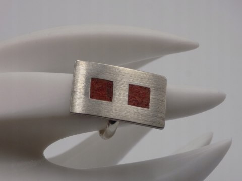 Piękny,stary, srebrny, damski pierścionek KORALOWIEC roz. 10 srebro VINTAGE