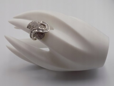 Stary damski srebrny pierścionek CYRKONIE roz. 14 srebro VINTAGE biżuteria