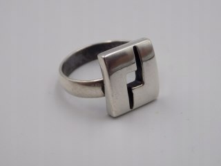 Stary, piękny, srebrny pierścionek KWADRAT roz. 15 srebro VINTAGE biżuteria