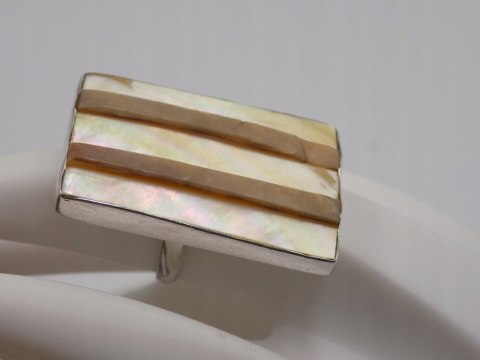 Stary, piękny,srebrny,pierścionek MASA PERŁOWA regulowany VINTAGE biżuteria