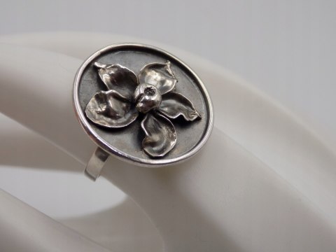 Stary, srebrny, damski pierścionek KWIATEK - roz. 15 srebro 925 VINTAGE