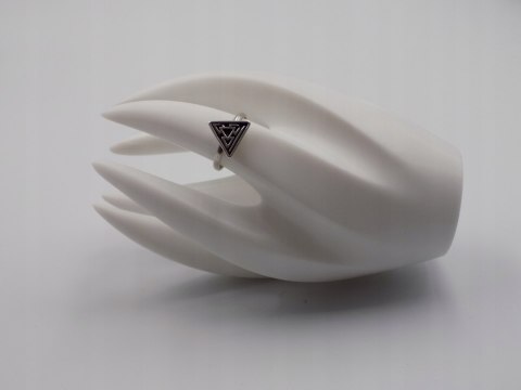 Stary, srebrny, damski pierścionek TRÓJKĄT roz. 16 srebro VINTAGE biżuteria