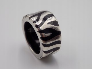 Stary, srebrny, damski pierścionek/obrączka AKRYL roz. 16/17 srebro VINTAGE