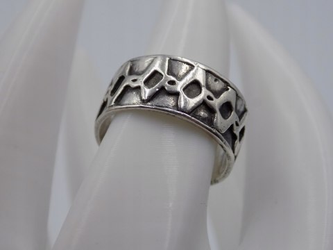 Stary srebrny piękny pierścionek obrączka WZOREK roz. 13/14 srebro VINTAGE