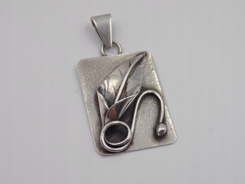 Piękny, damski srebrny wisiorek, zawieszka LISTEK - srebro 925 - w: 8,88 g.