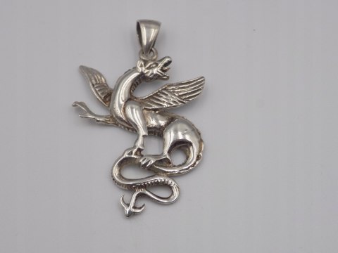 Piękny, damski srebrny wisiorek, zawieszka SMOK - srebro 925 - w: 8,82 g.