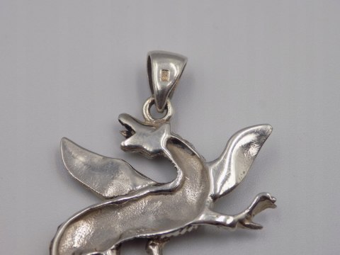 Piękny, damski srebrny wisiorek, zawieszka SMOK - srebro 925 - w: 8,82 g.