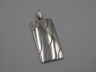 Piękny, damski, srebrny, wisiorek / zawieszka - srebro 925-biżuteria