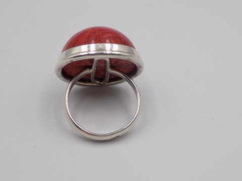 Piękny, stary, damski, srebrny pierścionek z KORALOWCEM srebro 925 roz. 12