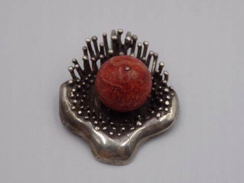 Piękny, stary, damski, srebrny wisiorek / zawieszka KORALOWIEC - srebro 925