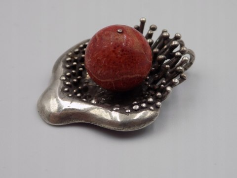 Piękny, stary, damski, srebrny wisiorek / zawieszka KORALOWIEC - srebro 925