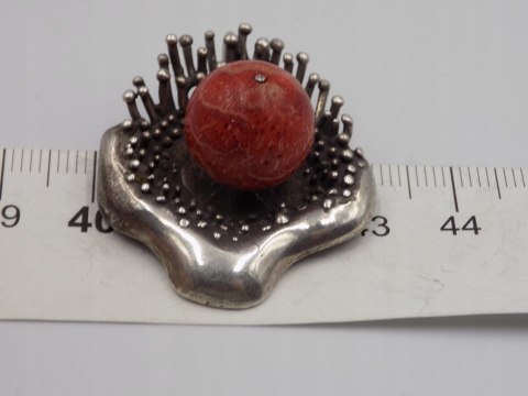 Piękny, stary, damski, srebrny wisiorek / zawieszka KORALOWIEC - srebro 925