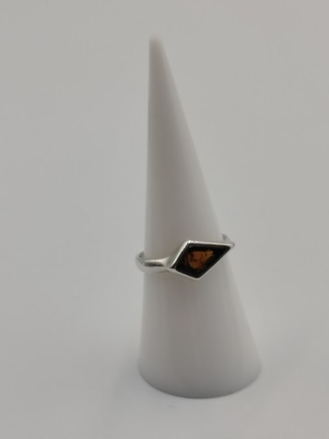 Piękny stary srebrny damski pierścionek BURSZTYN r.15 biżuteria VINTAGE