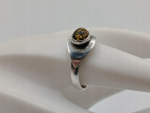 Piękny stary srebrny damski pierścionek BURSZTYN r.18 biżuteria VINTAGE