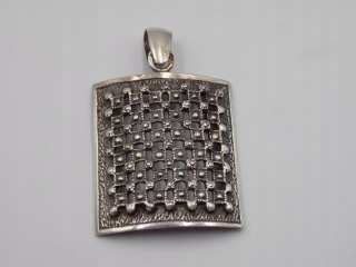 Stary, damski, srebrny wisiorek / zawieszka KRATKA - srebro 925 - biżuteria