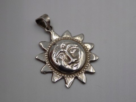 Stary, piękny, damski, srebrny wisiorek / zawieszka SŁOŃCE srebro VINTAGE